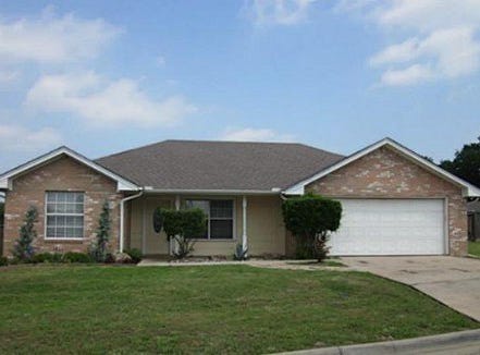 304 Bryant Street, Pottsboro, TX 75076