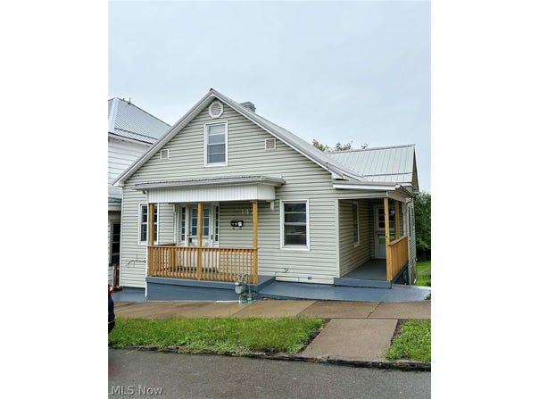 147 S Muskingum Street, Cadiz, OH 43907