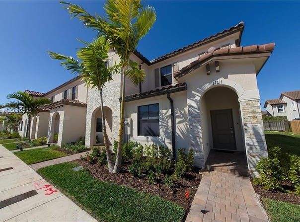 11721 SW 245th Ter, Homestead, FL 33032