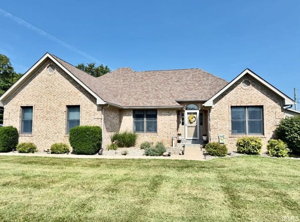 399 S Woodlawn Street, Parker City, IN 47368