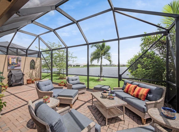 12863 SW Lake Fern Circle, Port Saint Lucie, FL 34987