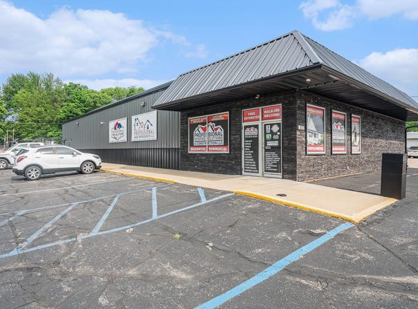 322 N Detroit Street, Warsaw, IN 46580-3039