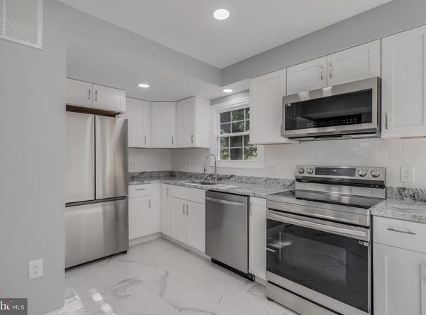 902 NADINE CT, LANDOVER, MD 20785