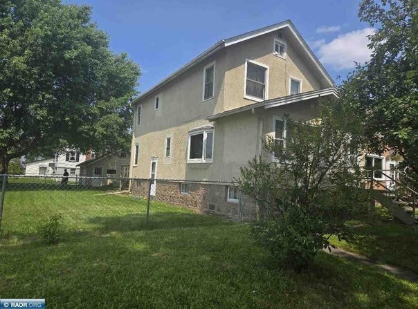 729 N 15th St, Virignia, MN 55792