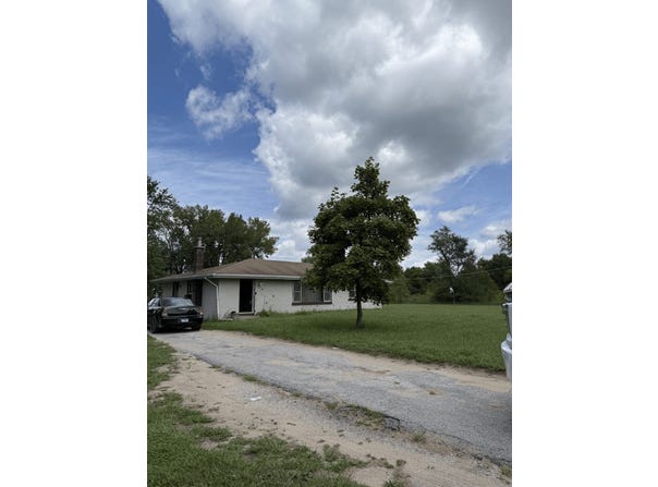 12877 E 2110 Road S, Pembroke Twp, IL 60958