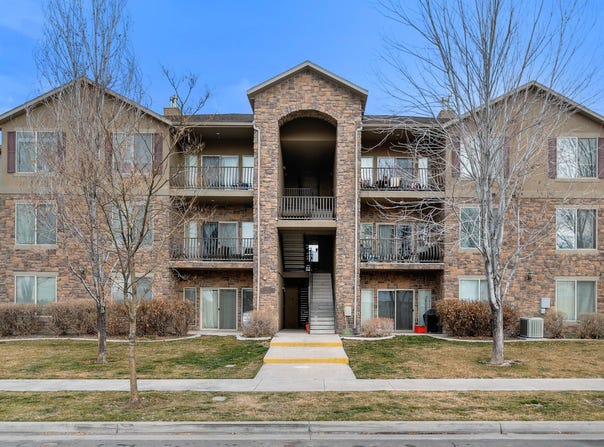 476 W 200 N, Springville, UT 84663