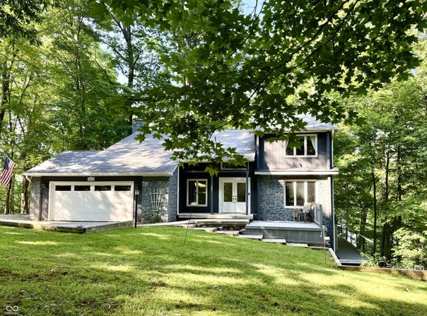 7899 Timber Cliff Lane, Trafalgar, IN 46181