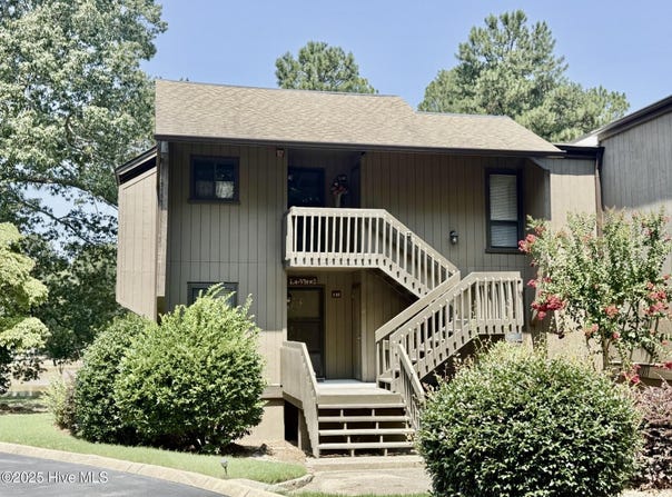 10 Pine Tree Road, Pinehurst, NC 28374