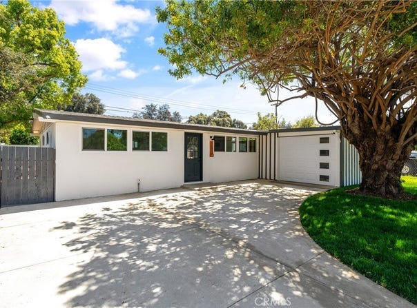 3881 Manchester Place, Riverside, CA 92503