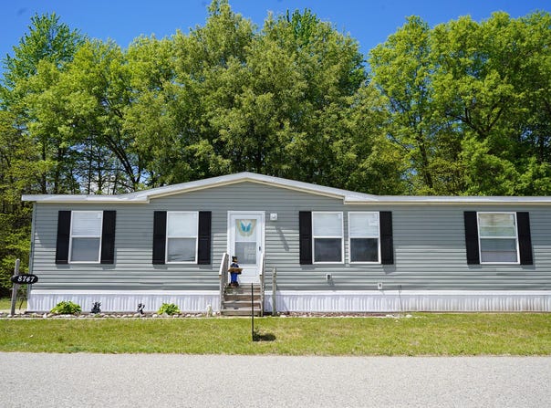 8747 Muirfield Drive, West Olive, MI 49460