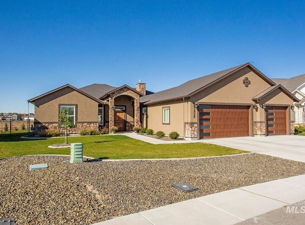 1529 Clear Creek Loop, Twin Falls, ID 83301