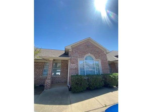 2840 Keller Springs Road, Carrollton, TX 75006