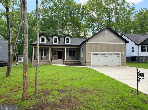 1231 LAKEVIEW Parkway, LOCUST GROVE, VA 22508