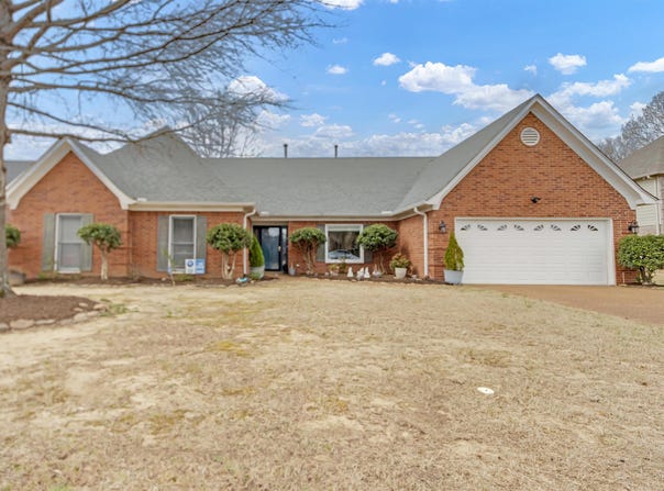 9680 LEEWARD SLOPES, Lakeland, TN 38002
