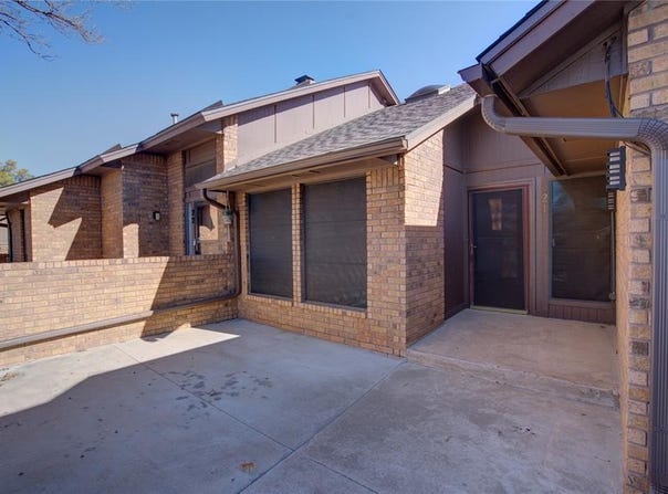 1899 Saddleback Boulevard, Norman, OK 73072