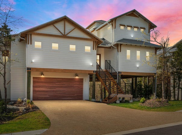 55 Sunset View Circle, Indian Point, MO 65616