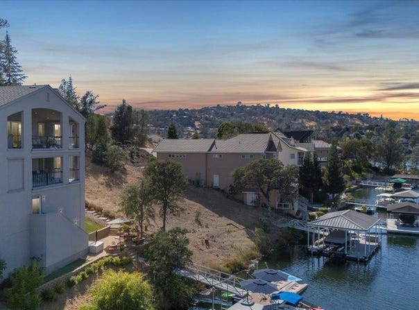 6066 Bluff View Road, Copperopolis, CA 95228