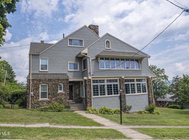 3230 W Chestnut Avenue, Altoona, PA 16601