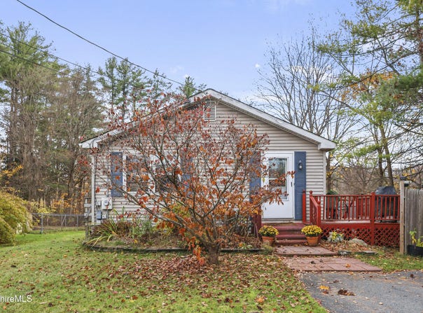 34 Fairview Ter, Great Barrington, MA 01230
