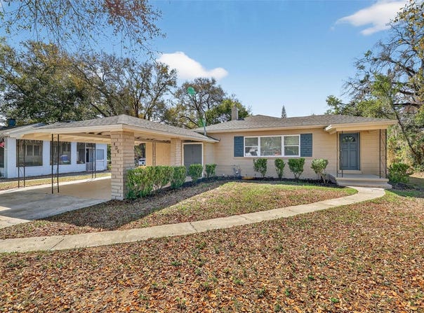 436 E ATWATER AVENUE, EUSTIS, FL 32726