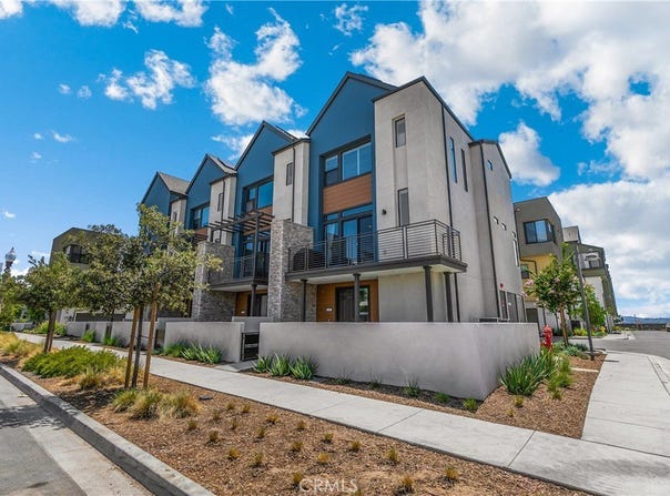 130 Rondo, Irvine, CA 92618