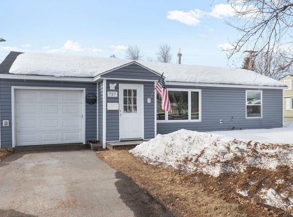 727 BENTLEY DRIVE, Fairbanks, AK 99701