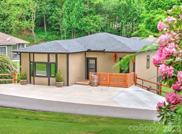 47 Winghaven Heights, Waynesville, NC 28786