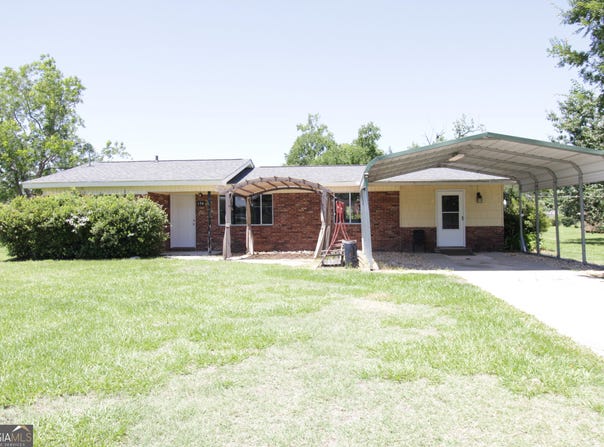 136 Morris Drive, Alma, GA 31510