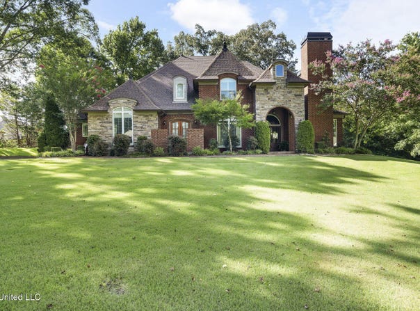 2246 Belmarie Cove, Southaven, MS 38672