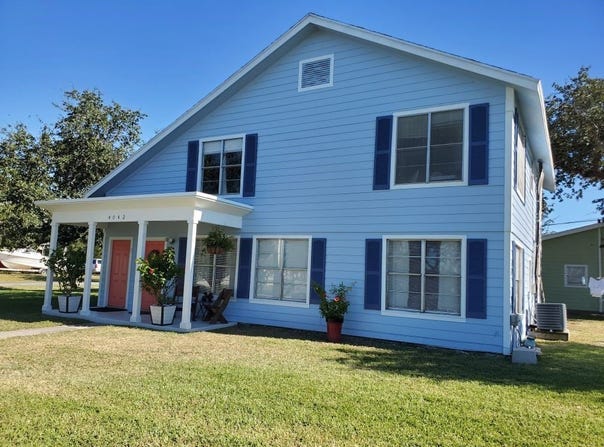 4042 Loop 1781, Rockport, TX 78382