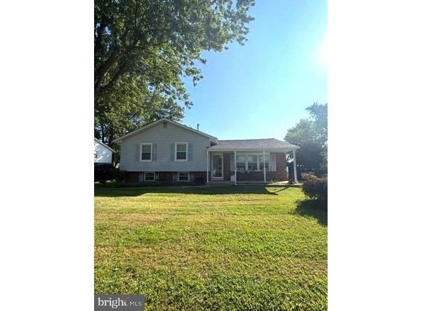608 POSTFIELD Road, NEWARK, DE 19713