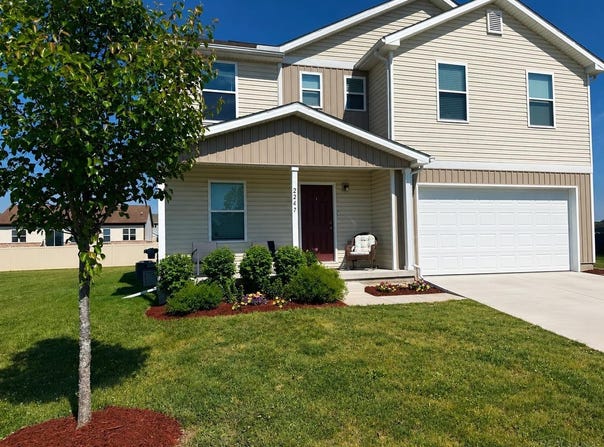 2247 HUNTER Lane, Burton, MI 48519