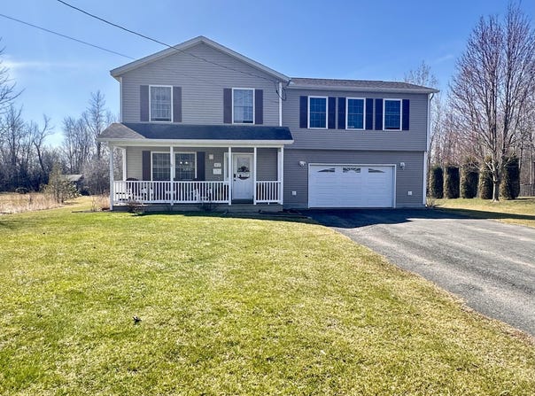 43 Hobbs Road, Plattsburgh, NY 12901