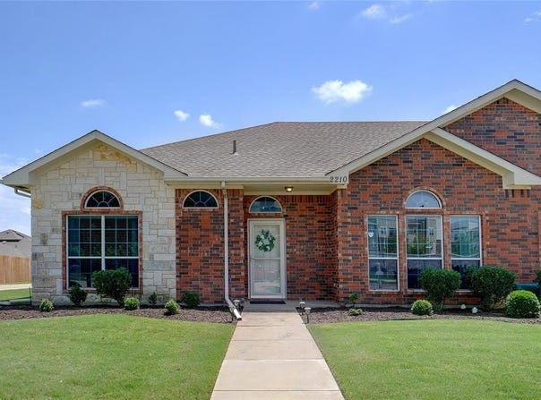 2210 Poinsettia Boulevard, Denton, TX 76208