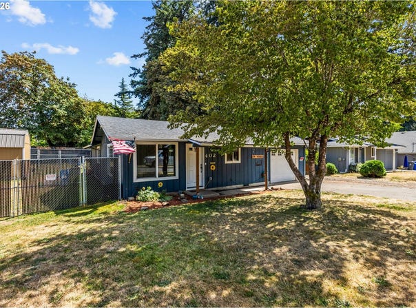 402 SW IVY Rd, Estacada, OR 97023