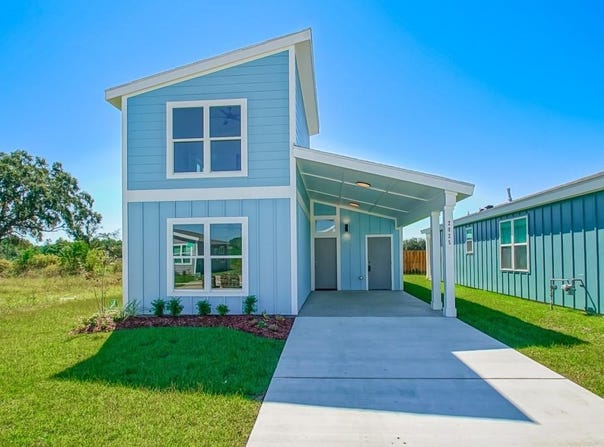 2825 LIVE OAK Drive, Terrytown, LA 70056
