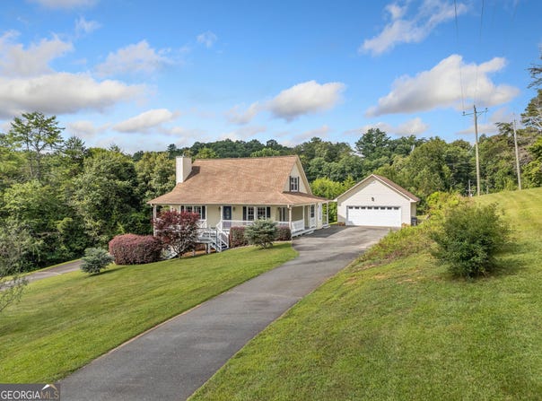 206 Piney Woods, Ellijay, GA 30536