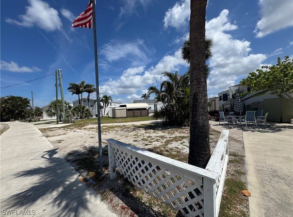1599 Main Street, Fort Myers Beach, FL 33931