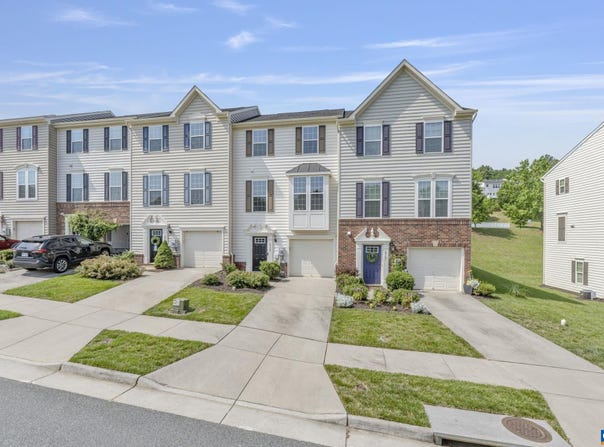2159 WHISPERING HOLLOW LN, Charlottesville, VA 22911