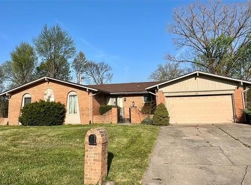 37115 Pocahontas Drive, Clinton Twp, MI 48036