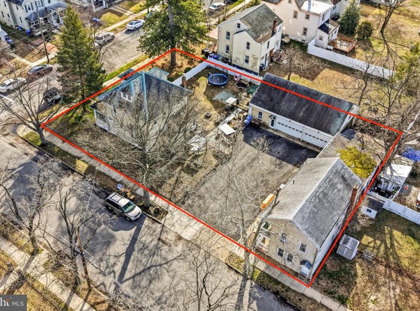 300 DELAWARE AVE, RIVERSIDE, NJ 08075