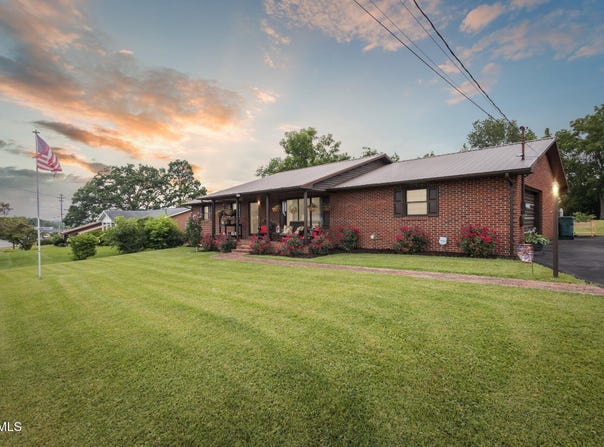 188 McArthur Circle, Bristol, VA 24201