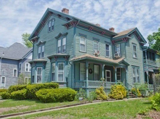 127-129 Thompson St., Springfield, MA 01109
