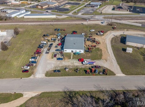 2 Industrial Road, Richland, MO 65556