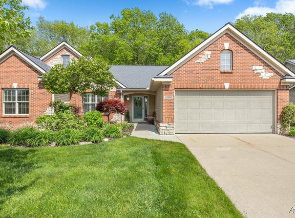 12260 Aleigha Drive NW, Grand Rapids, MI 49534