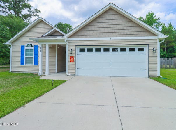 9745 Wayne Street NE, Leland, NC 28451