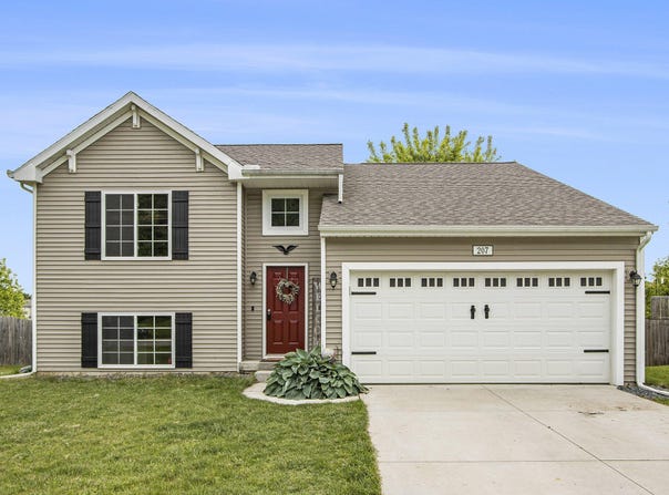 207 Station Hill Street, Galesburg, MI 49053