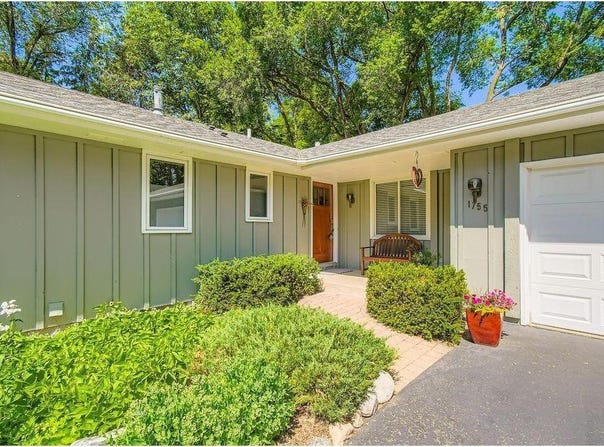 1755 Ranier Lane N, Plymouth, MN 55447