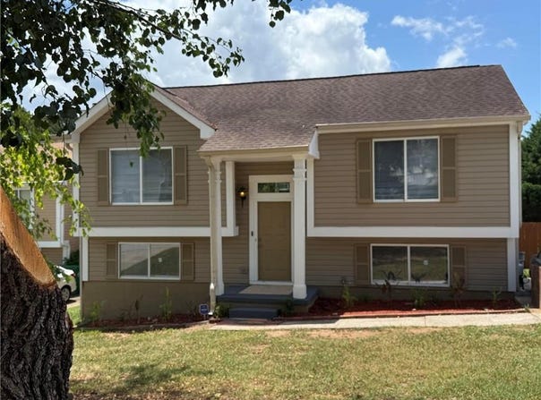 6115 Raintree Bend, Lithonia, GA 30058