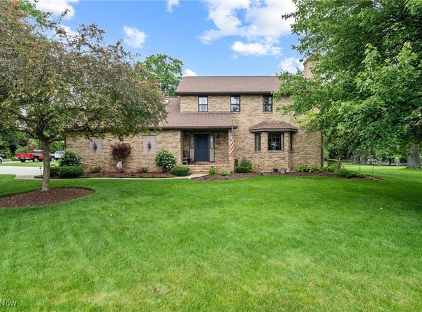 201 44th Street NW, Canton, OH 44709